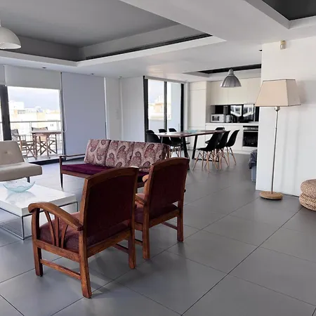 Kerameikos Spacious Loft Atenas