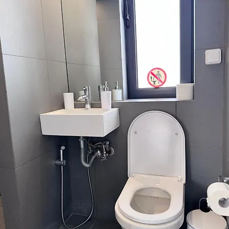 Kerameikos Spacious Loft * Atenas